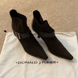 Donald Pliner Vintage Boots Dark Brown 7 Medium In box Pull on
